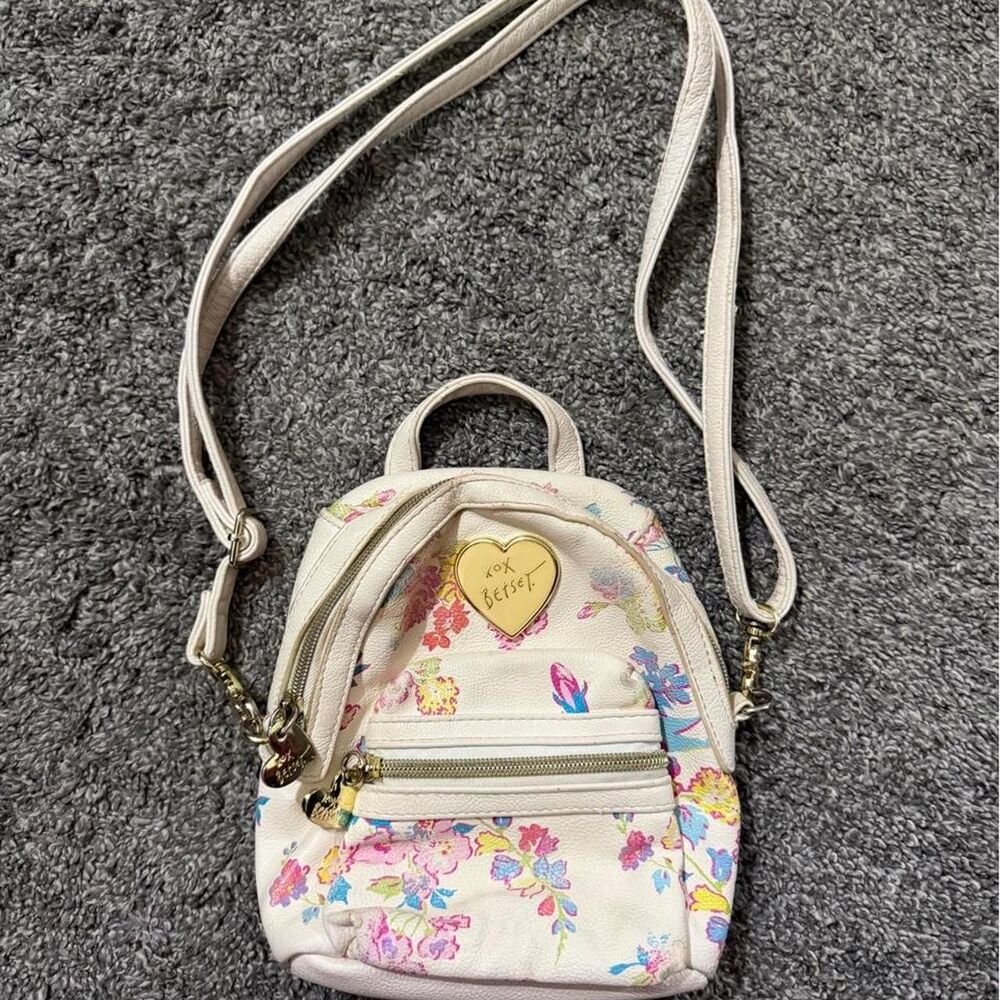 Betsey johnson vintage purse